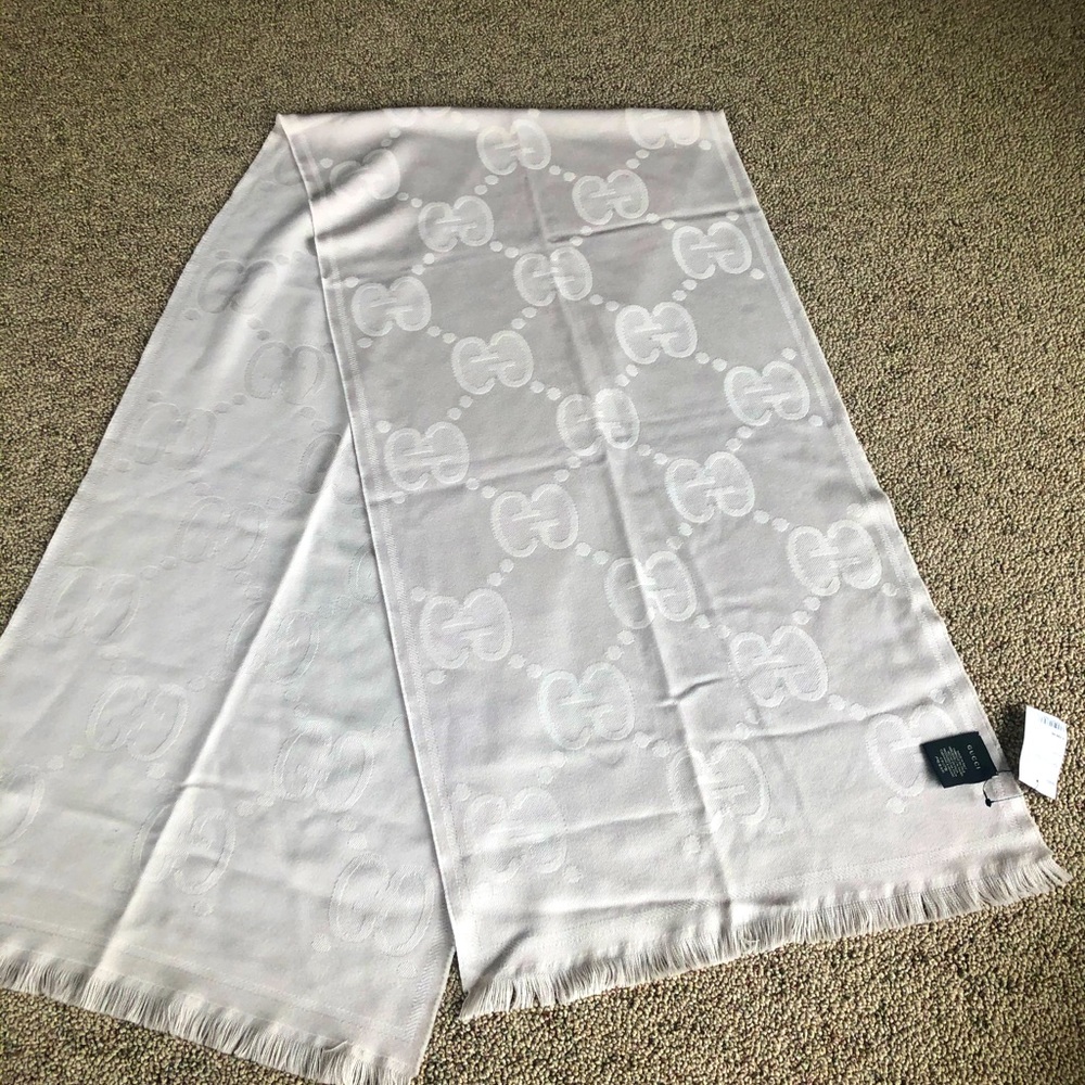Gucci GG Logo Wool Scarf